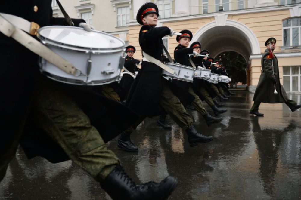 Репетиция Парада Победы в Екатеринбургском Суворовском военном училище Министерства обороны РФ.