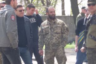 Неизвестные захватили здание суда