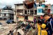 Главный гражданский госпиталь в Катманду принимает десятки пострадавших. Данные о жертвах постоянно уточняются.