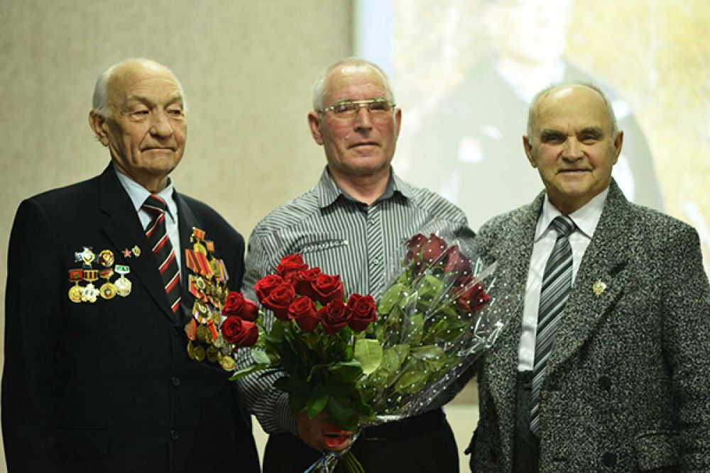 Леонид Ефимович Запруднев, Виктор Евдокимов и Николай Бусов.