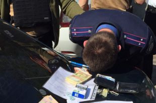 Задержание милиционеров-взяточников