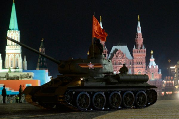 Средний танк Т-34-85 периода Великой Отечественной войны.