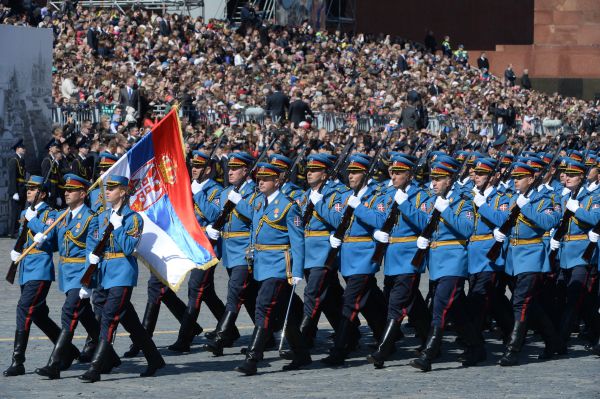 Военнослужащие Вооруженных сил Сербии.