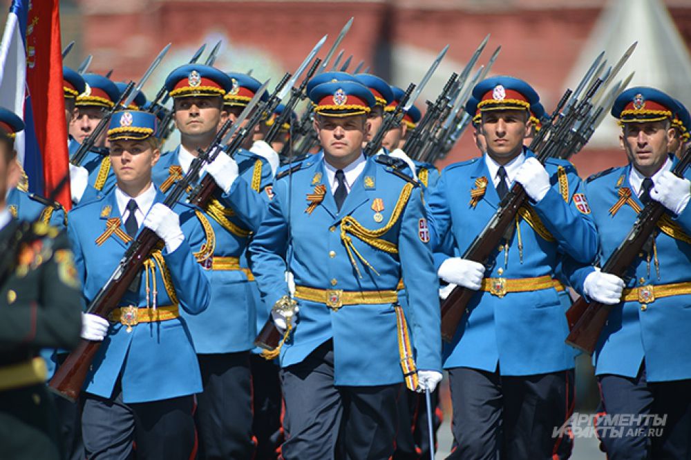 Военнослужащие Вооруженных сил Сербии.