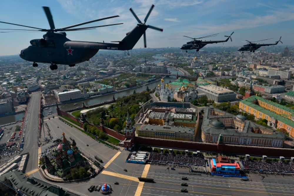 Тяжелый транспортный вертолёт Ми-26, многоцелевые вертолёты Ми-8.