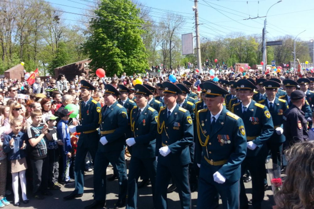 Военные маршем прошли по Липецку