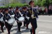 Сопровождает торжественное действо военный оркестр штаба Южного Военного округа.