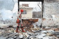 Дебальцево, крупнейший на Украине железнодорожный узел, разрушено на 80%.