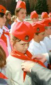 Церемония посвящения в пионеры прошла на Красной площади. 2006 год.