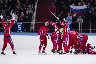Сборная России по хоккею с мячом.