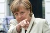 Ангела Меркель в десятый раз триумфально возглавляет ежегодный рейтинг самых влиятельных женщин Forbes. В 2013 году она с большим отрывом победила на выборах и стала первой женщиной-политиком в Европе, находящейся у власти 14 лет подряд. По мнению экспертов Forbes, Меркель помогла стране справиться с рецессией во время глобального кризиса и спасла от коллапса экономику слабого звена еврозоны — Греции. 