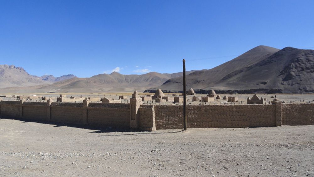 Могила Кара-Гул. Древние киргизские захоронения