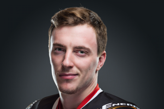 Сергей Калинин будет играть за клуб НХЛ.