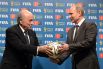 2014 год. Президент России Владимир Путин и президент Международной федерации футбола (ФИФА) Йозеф Блаттер.