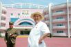3 июня. Ким Чен Ын во время инспекции строительства вонсанского детского дома.