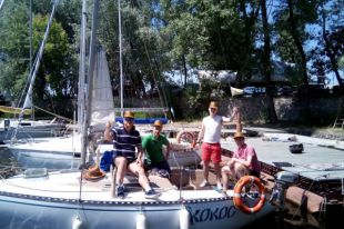 Команда издания Аргументы и Факты в Украине с капитаном экипажа