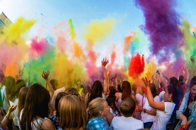 Краски для фестивалей Холи – как сделать самому и правильно применять