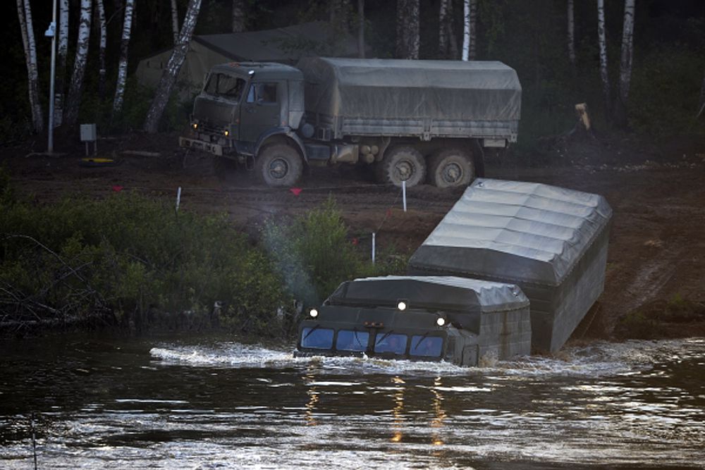 Военная техника во время демонстрационной программы Международного военно-технического форума «Армия-2015» в подмосковной Кубинке.