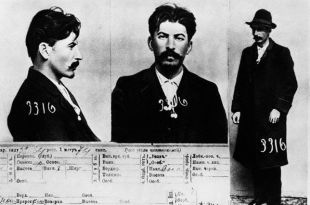 Информационная карта на «И. В. Сталина» из файлов царской тайной полиции в Санкт-Петербурге, 1911.