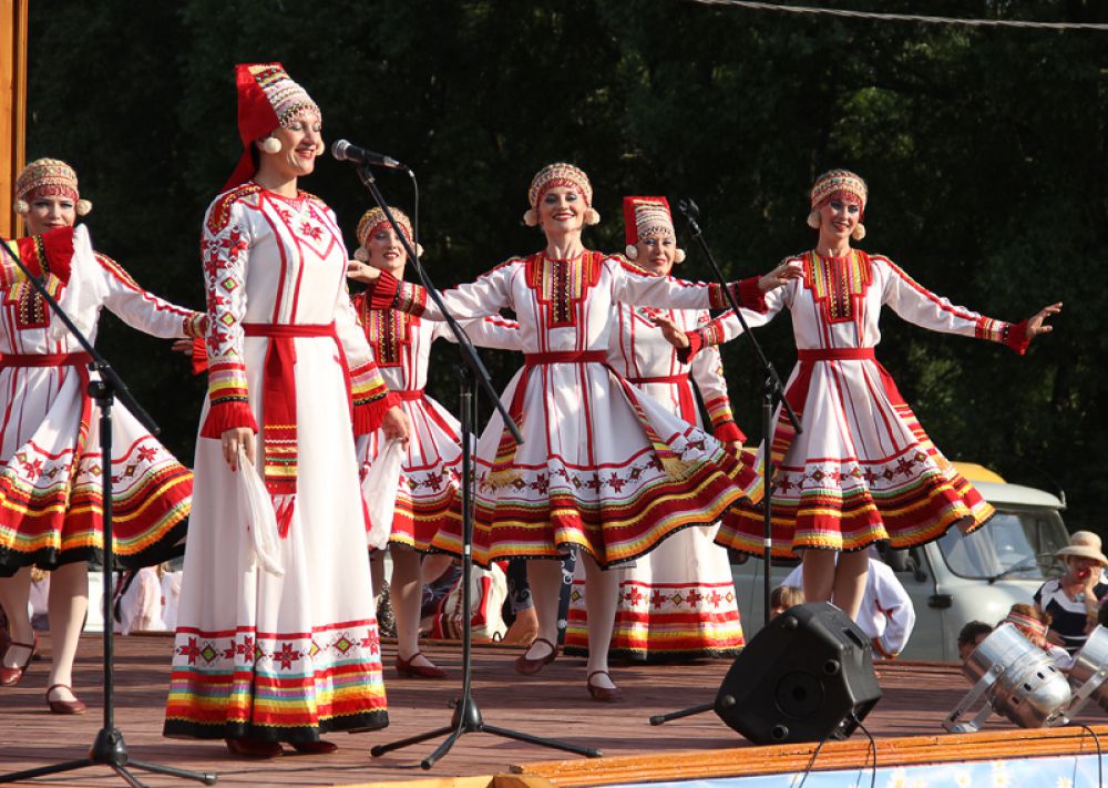 Песня неотделима от танца