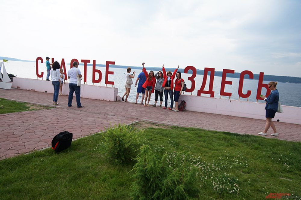 Знаменитый арт-объект на территории курорта.