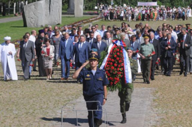 В Омской области отметили День памяти и скорби.