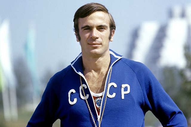 Советский легкоатлет, Олимпийский чемпион по легкой атлетике в тройном прыжке 1968 и 1972 годов Виктор Санеев.