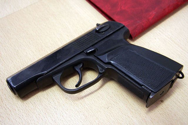 Бизнесмена убили из пистолета Макарова.