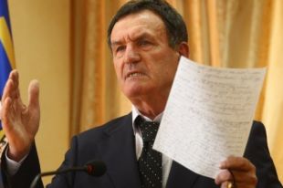Антон Чернушенко