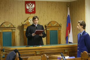 Суд обязал хозяина собаки выплатить компенсацию покусанному ребёнку.
