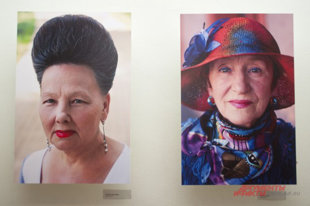 Старость и красота. Выставка Игоря Гавара «Бабушки идут» открылась в Омске.