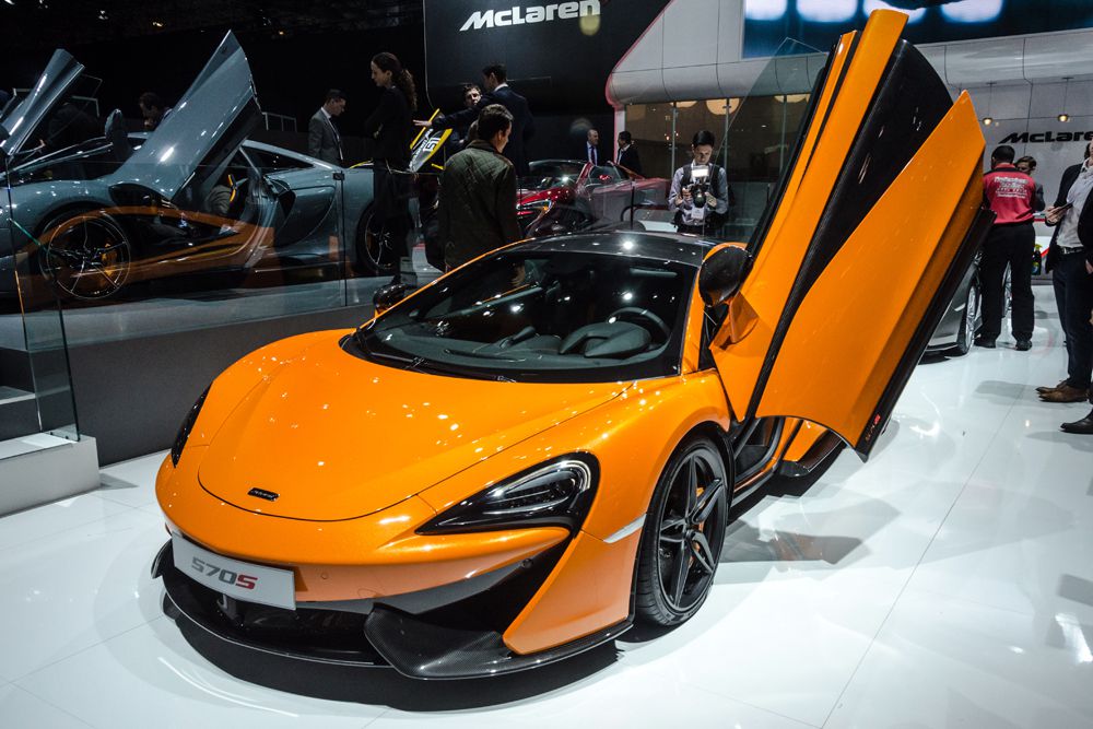 McLaren 570S.