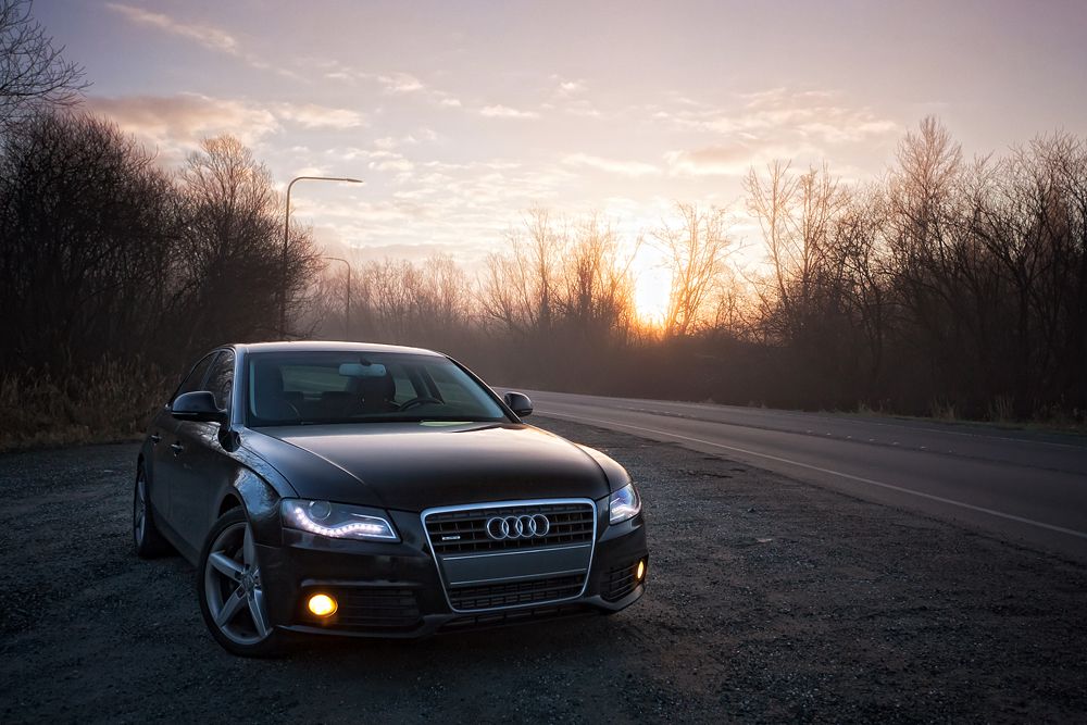 Audi A4.