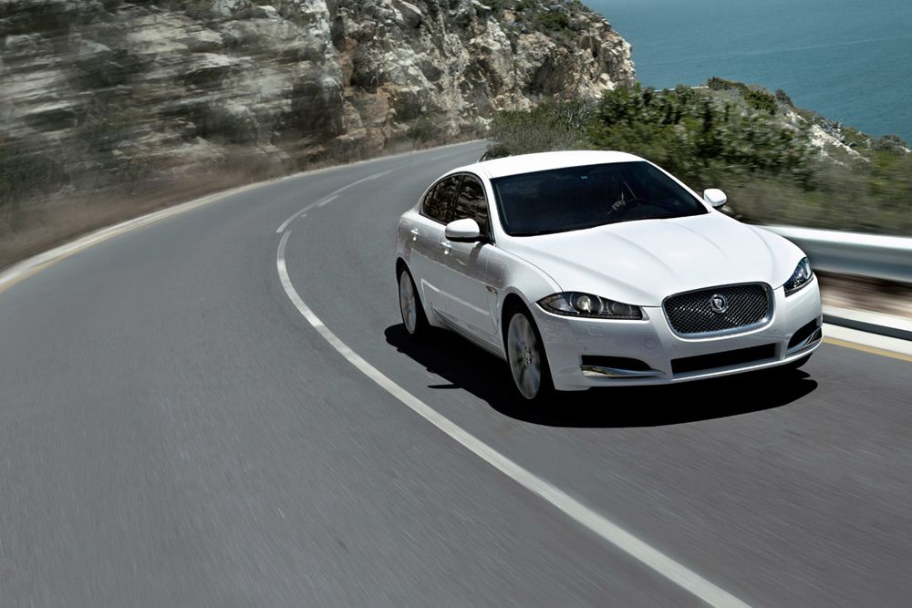 Jaguar XF.