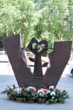 Старосты выпускных курсов ВолгГМУ возложили цветы к памятнику «Медикам Царицина-Сталинграда-Волгограда».