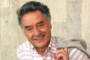 Андрей Дементьев.