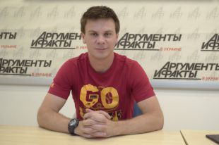 Дмитрий Комаров