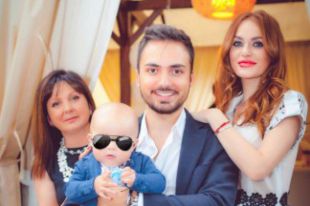 Слава из «НеАнгелов» с семьей