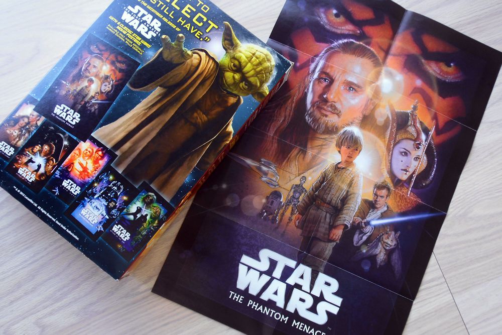 Эскиз постера художника Дэна Гузе для «Звездных войн» (Star Wars, 1977) был продан за $16,3 тысячи.