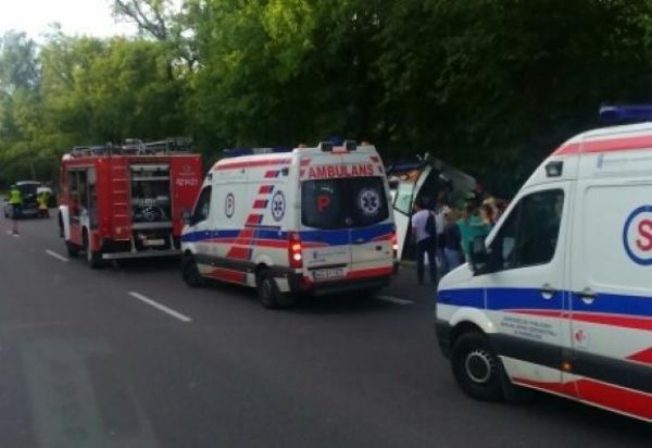 Смертельное ДТП в Польше: разбитый автобус и погибшие украинцы
