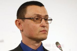 Селезнев