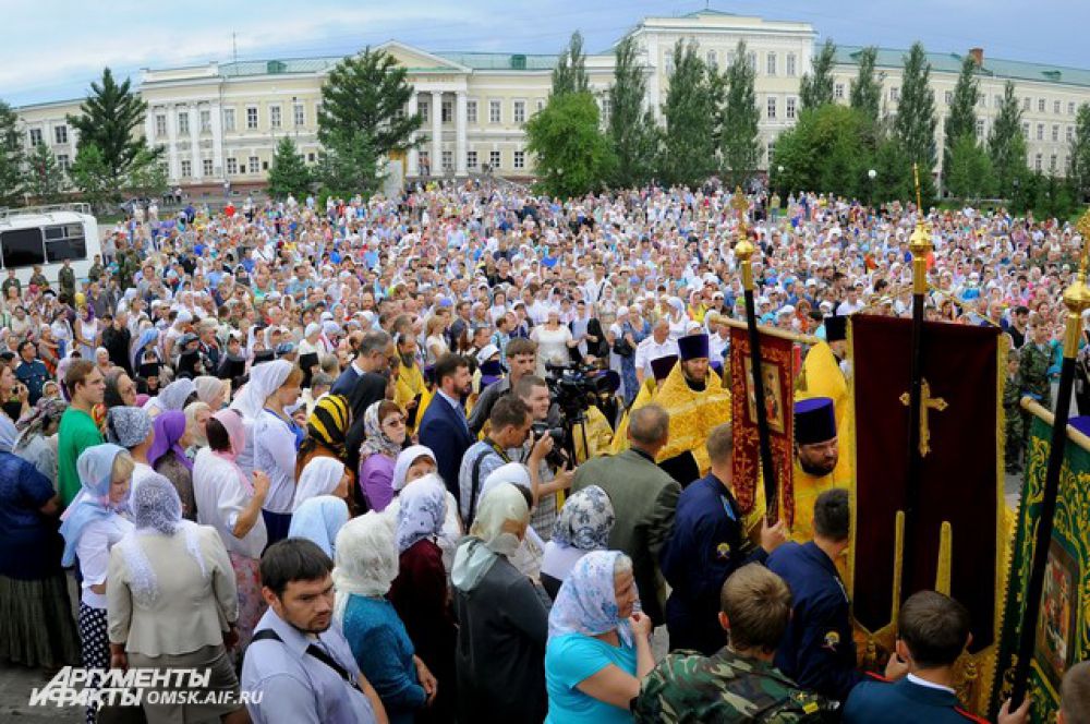 Крестный ход в честь Дня Крещения Руси в Омске.