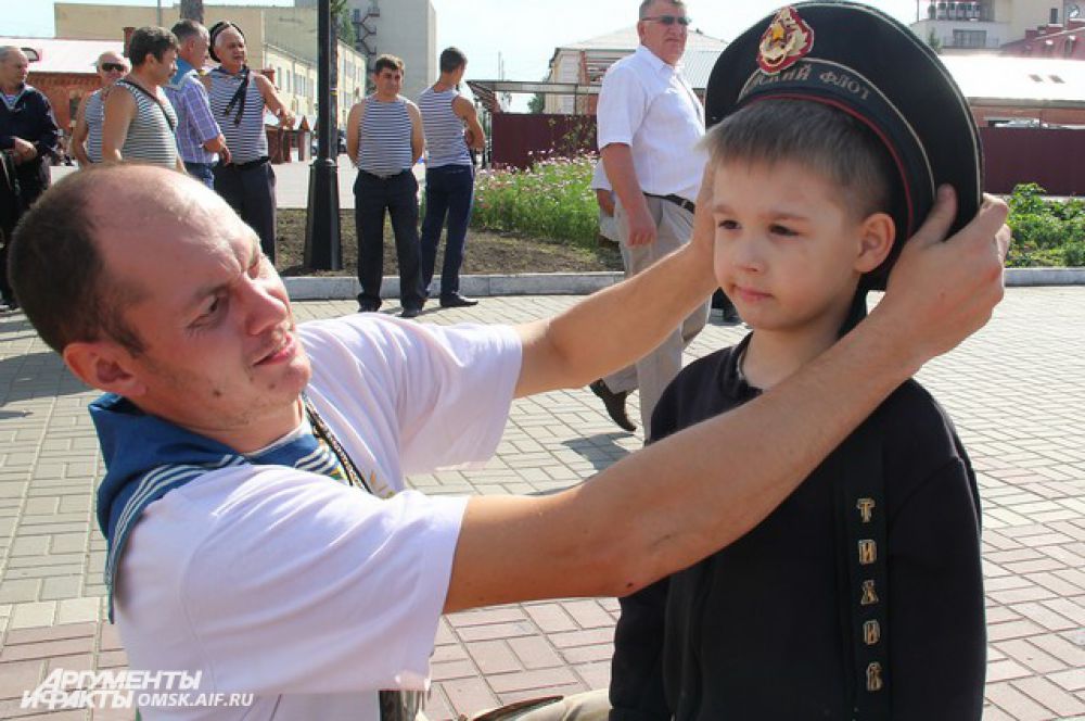 День Военно-морского флота в Омске.
