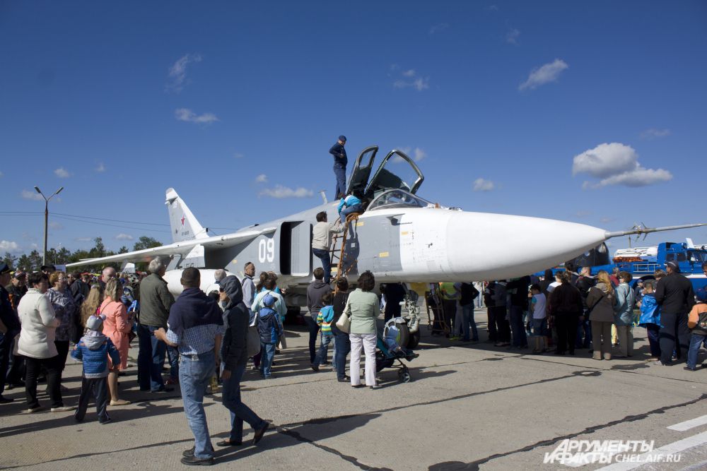 гости праздника могли почувствовать себя штурманами МиГ-31.