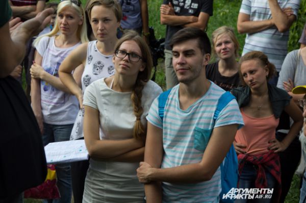 Чтобы увидеть лэнд-арт в Дивногорье из Воронежа приехали десятки туристов.