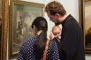 Выставку шедевров живописи можно посещать всей семьёй, не исключая младенцев 