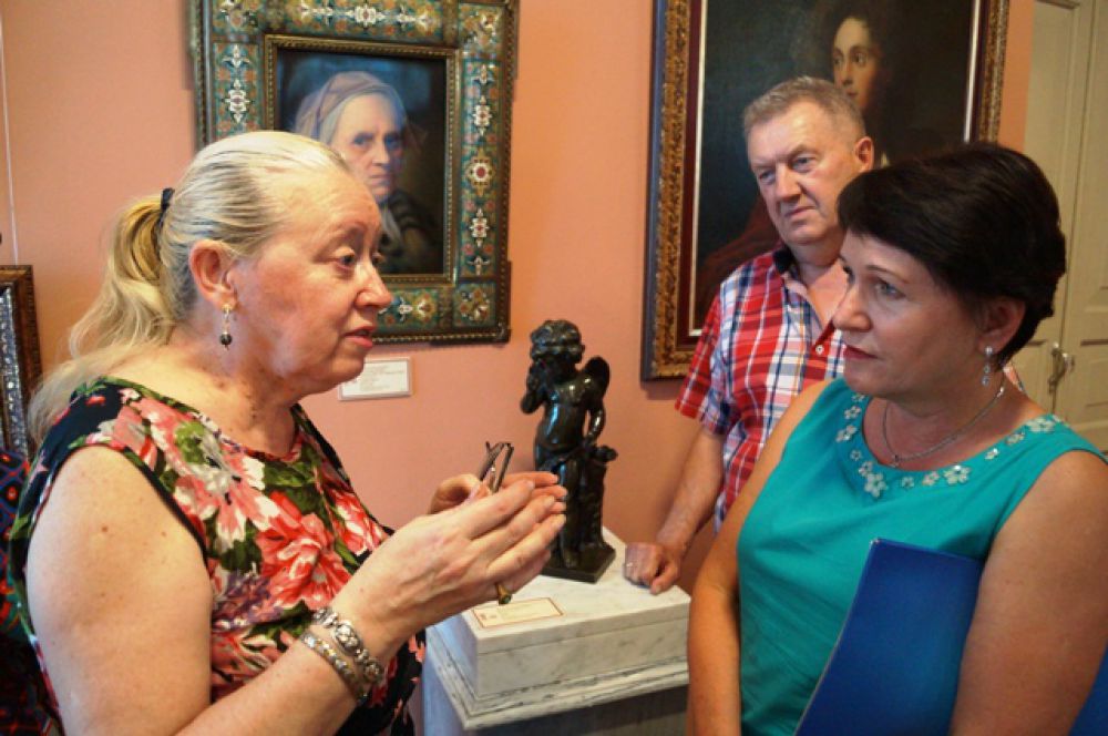 Коллегам - музейщикам из Хабаровска и Владивостока всегда есть что обсудить