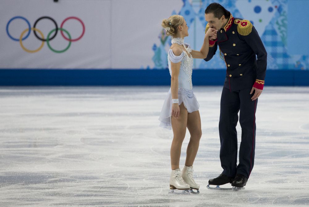 Впервые пара вышла на лед на российских соревнованиях в Перми в 2010 году на третьем этапе Кубка России, который они сразу и завоевали. В 2011 году пара пополнила число побед, заняв первое место на чемпионате России.