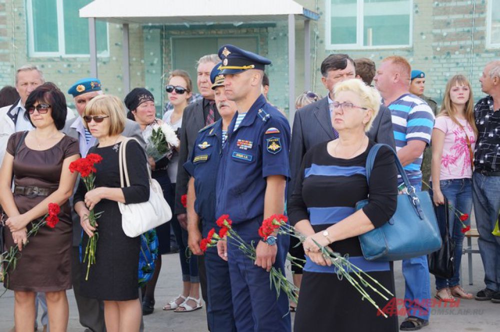 Открытие закладного камня на месте постройки часовни в память о десантниках.