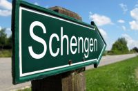 Евросоюз заявил о готовности ужесточить контроль границ внутри шенгенской зоны.